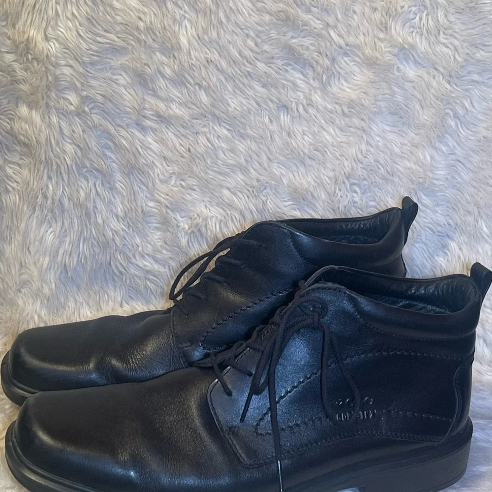 Ecco Men's Gore- tex Black Leather chukka ankle Shoes size 11